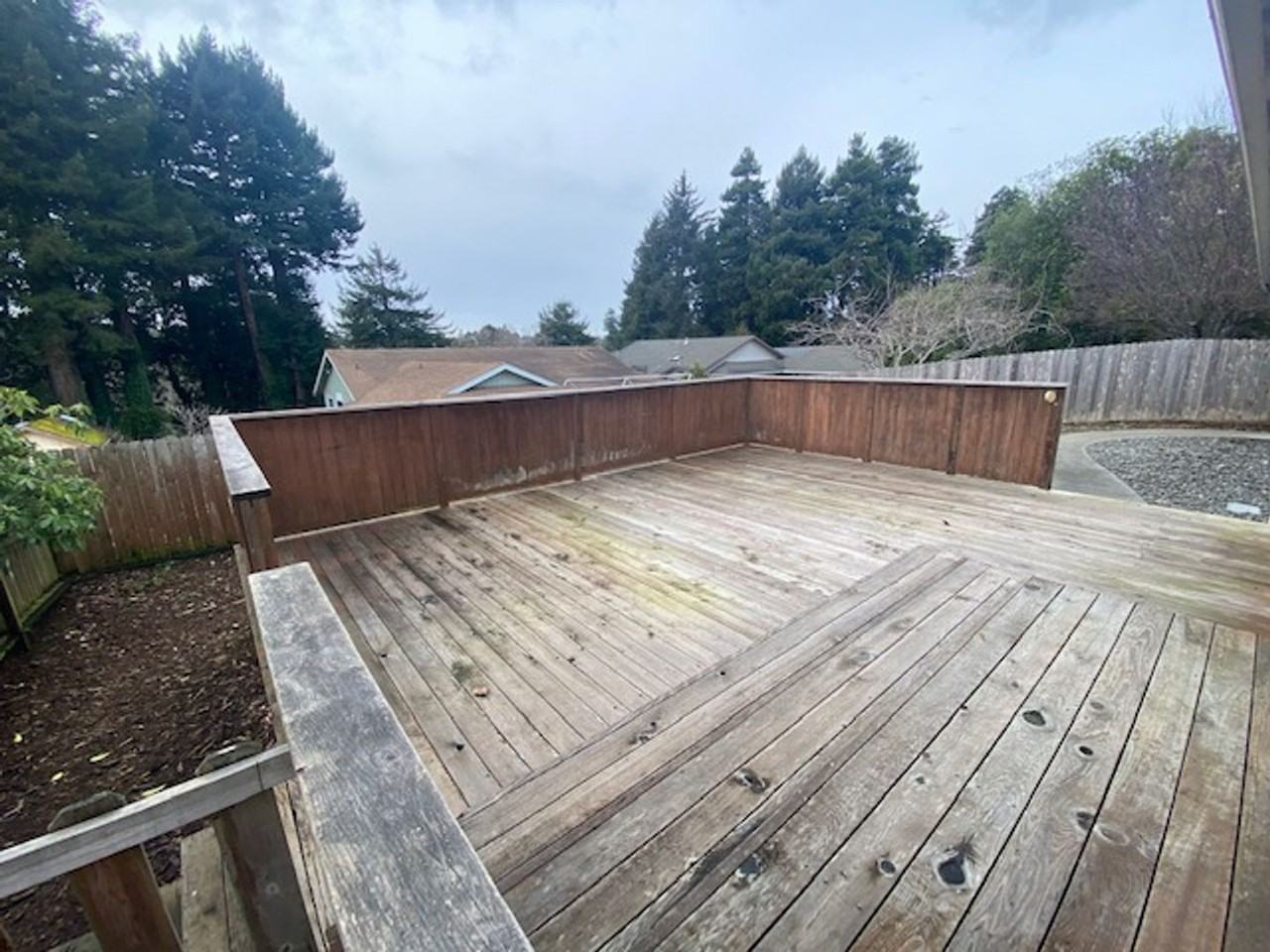 1802 Mcfarlan St - Photo 4 of 39