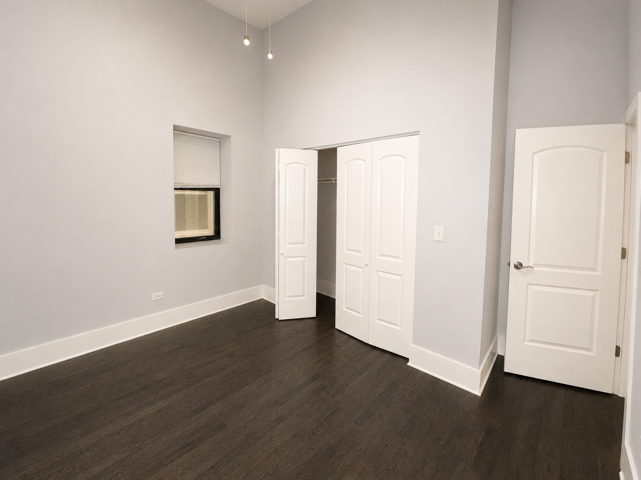 1722 West 21st Street - Photo 3 of 15