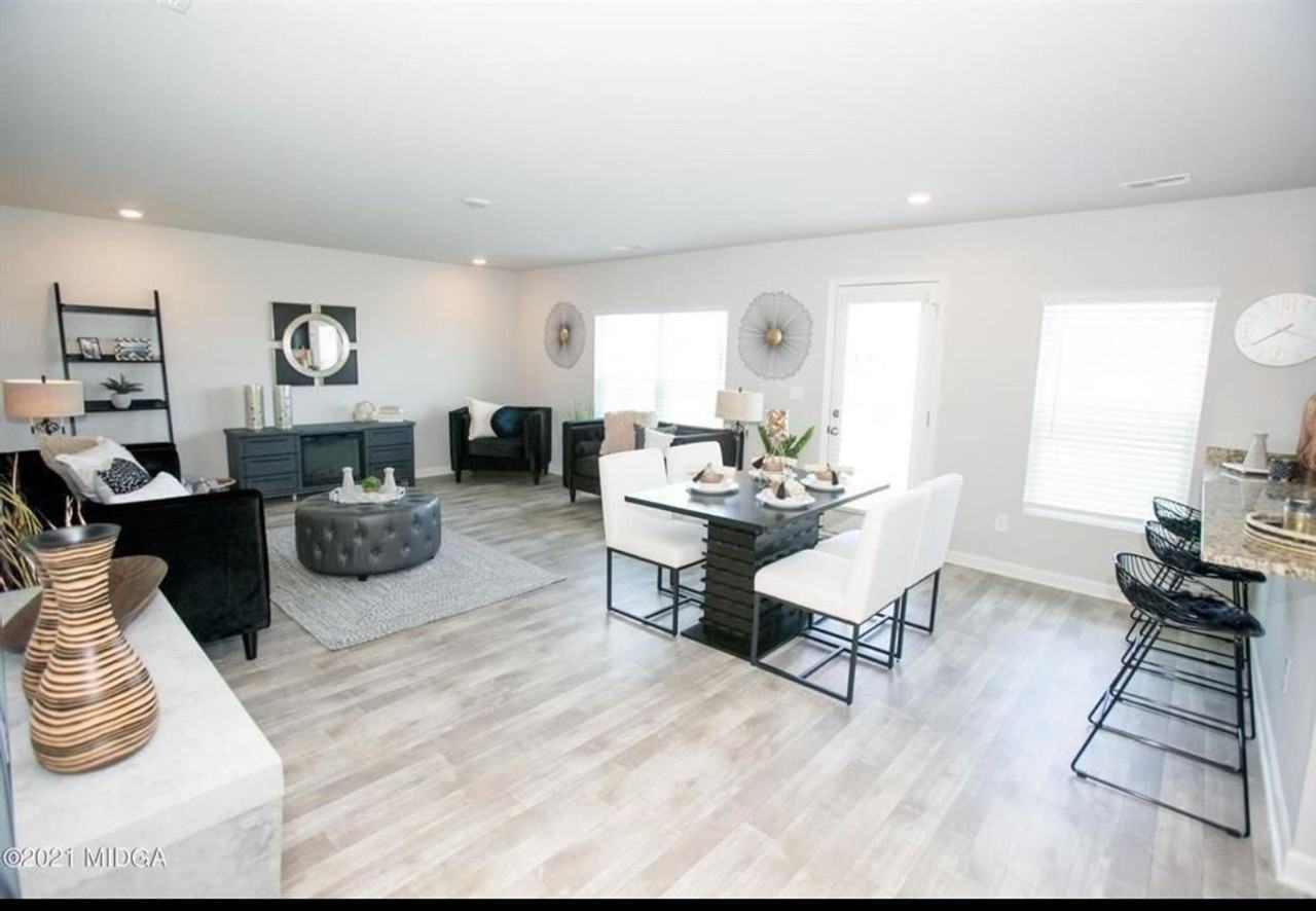 178 Goodall Woods Dr - Photo 2 of 50