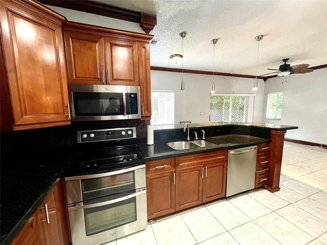 Palm Ave & Pembroke Rd - Photo 4 of 13