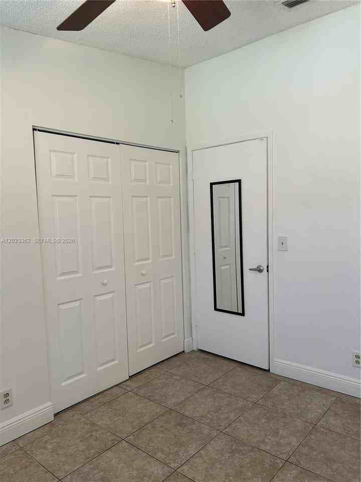 Woodgate Ct & N New River Cir - Photo 7 of 14