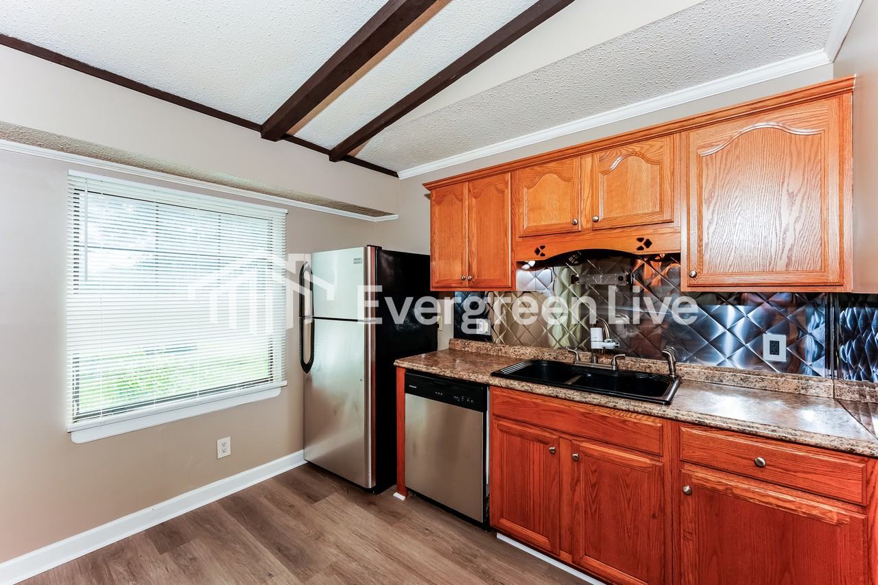 3316 Cherrybrook Dr - Photo 6 of 14