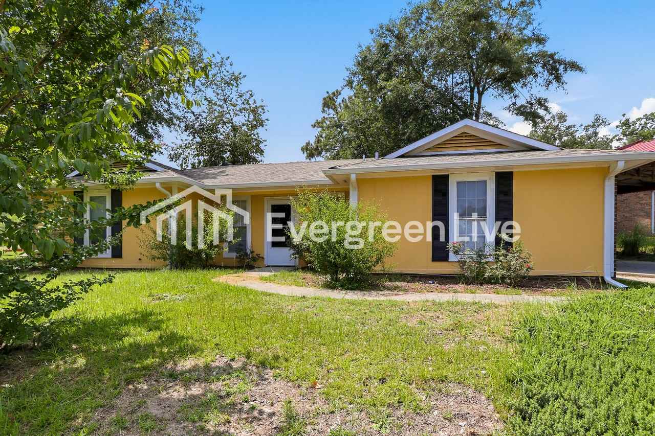 2813 Ptarmigan Rd - Photo 2 of 15