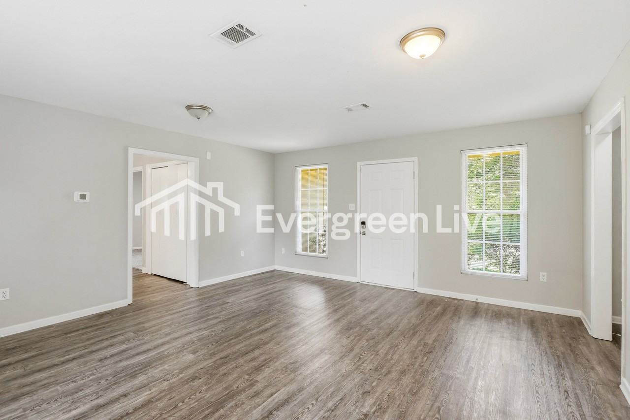 2813 Ptarmigan Rd - Photo 4 of 15