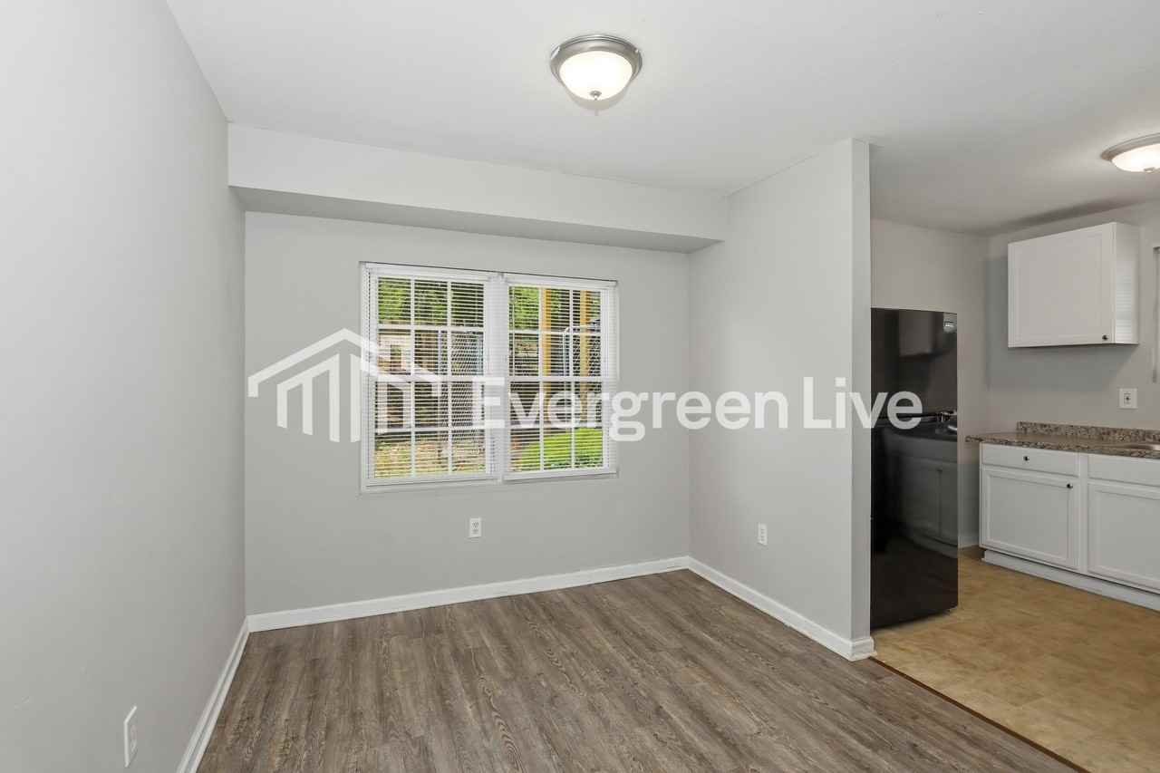 2813 Ptarmigan Rd - Photo 5 of 15