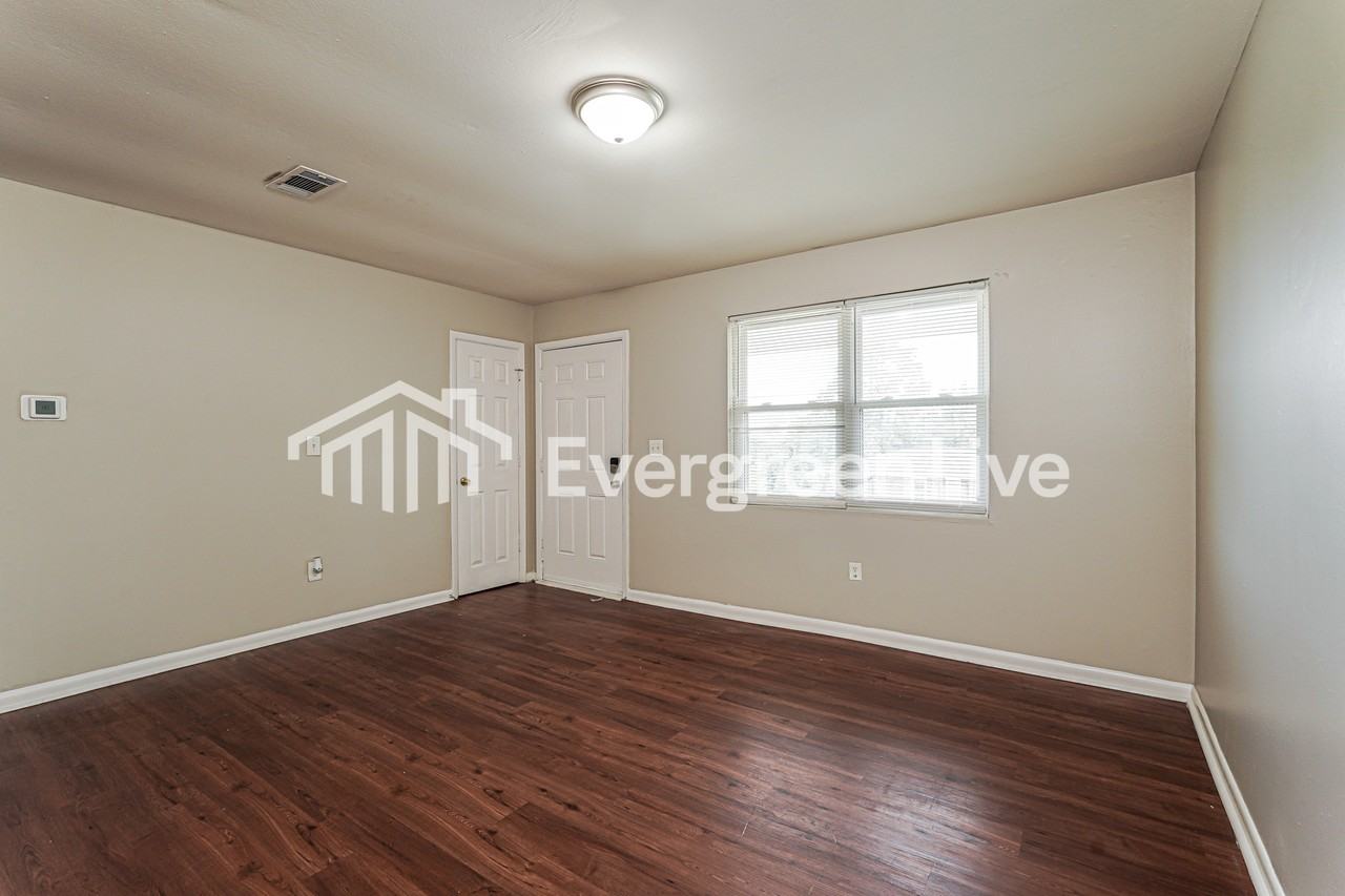3406 3406 Chadborne St - Photo 2 of 14