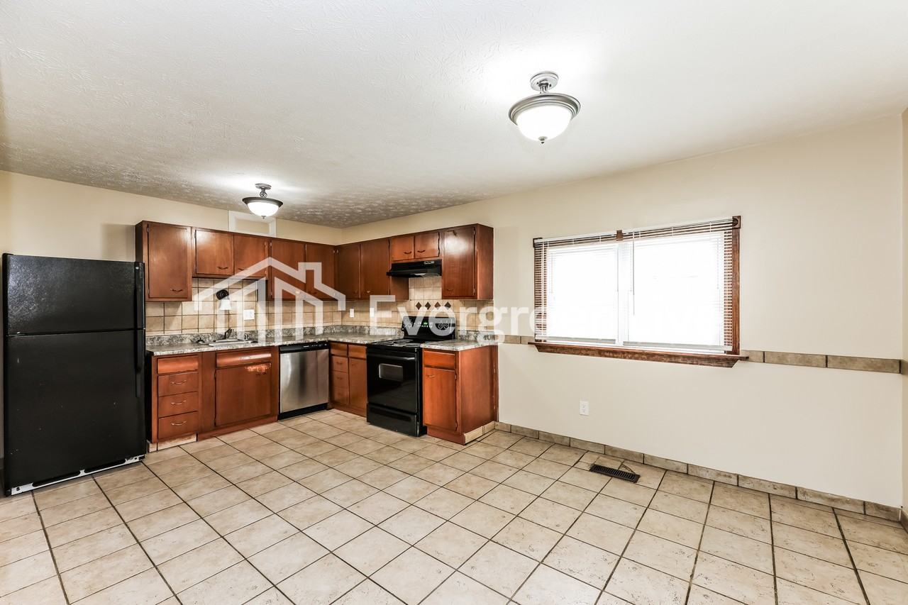 3808 Harvest Way - Photo 5 of 15