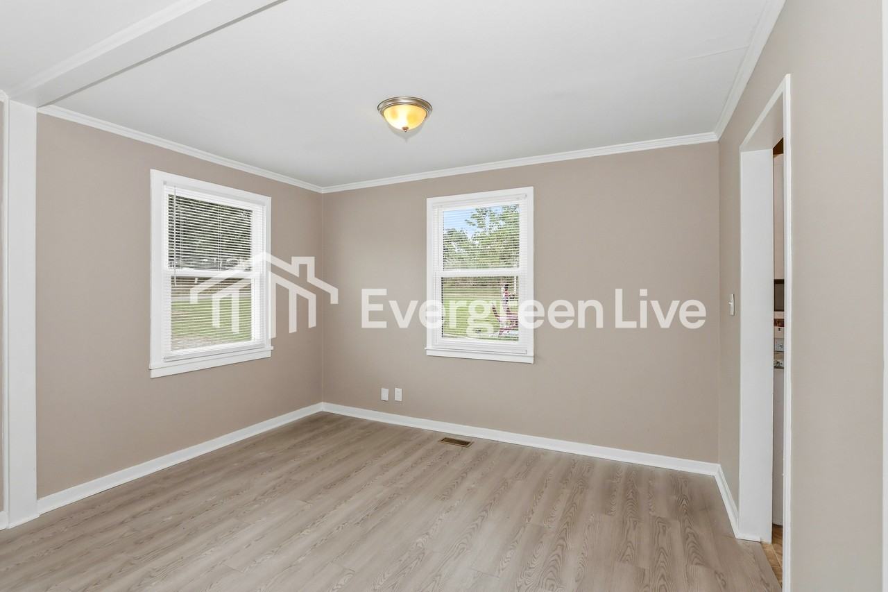 2339 2339 Henry Cir - Photo 5 of 15