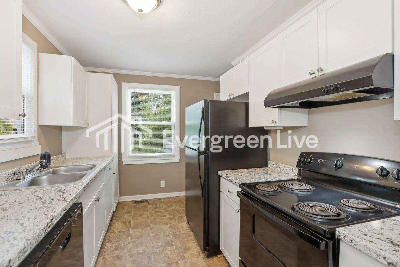 2339 2339 Henry Cir - Photo 6 of 15