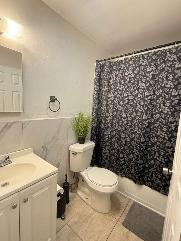2301 Avenue S - Photo 6 of 8