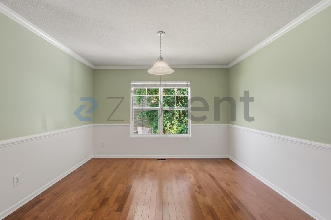 261 Chadford Pl - Photo 6 of 46