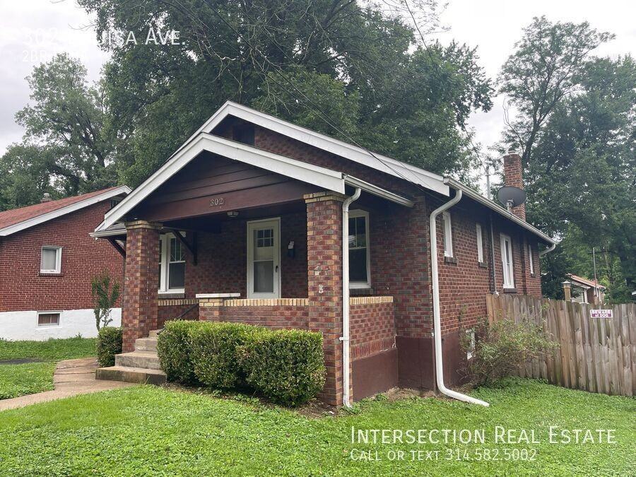 302 Louisa Ave - Photo 3 of 19