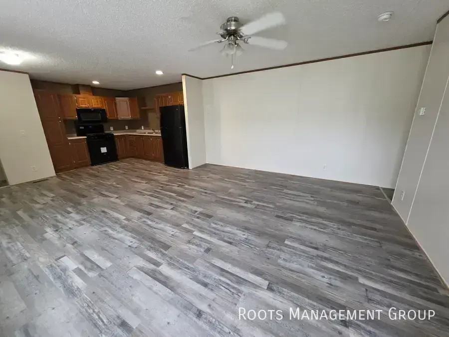 108 Ashford Dr #108 - Photo 3 of 19