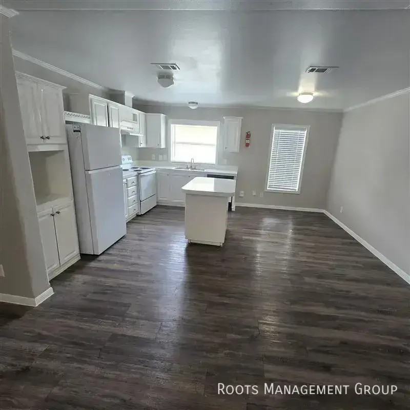 16038 Maladi Dr #16038M - Photo 2 of 16