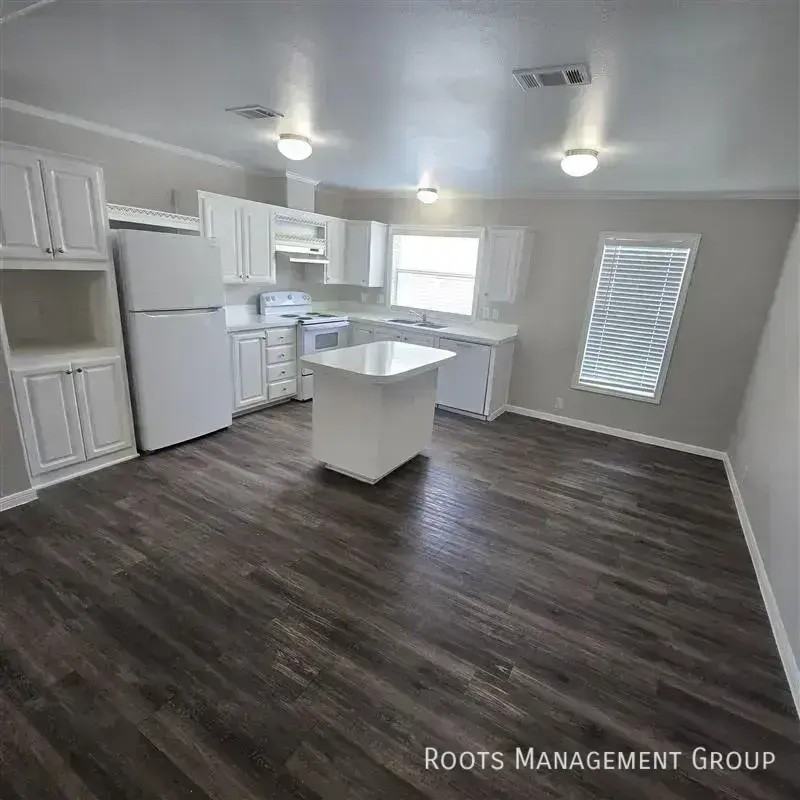 15802 Reddy Ln #15802R - Photo 4 of 20