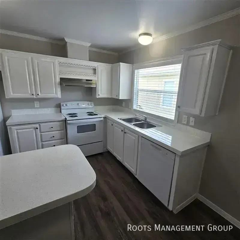 15802 Reddy Ln #15802R - Photo 5 of 20