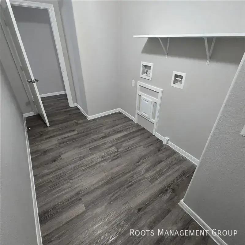 15802 Reddy Ln #15802R - Photo 6 of 20