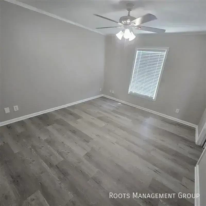 16043 Clarke Springs Dr #16043C - Photo 6 of 18