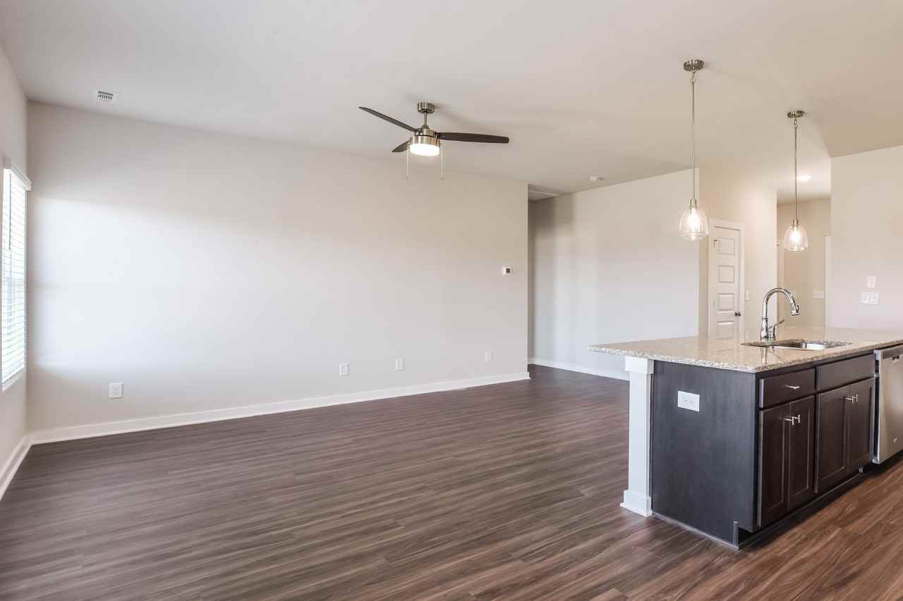 26289 26289 Beech Grove Ln - Photo 2 of 24