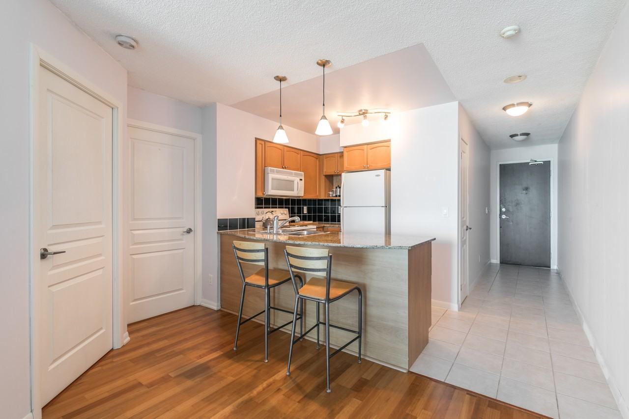 18 Yonge Street #2907 - Photo 6 of 16