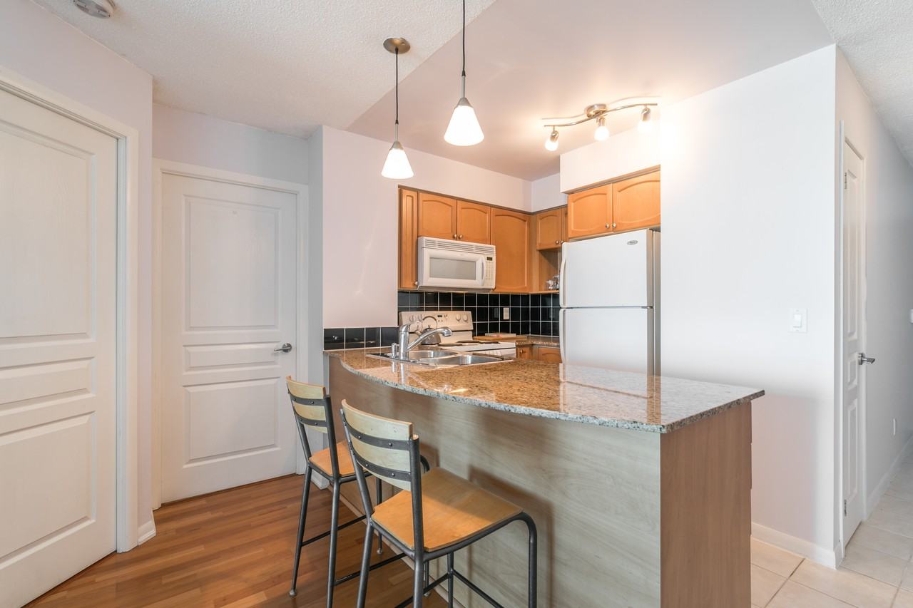 18 Yonge Street #2907 - Photo 7 of 16