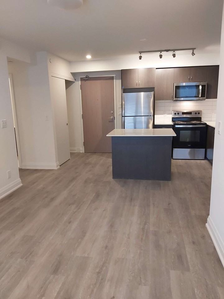 209-58 Lakeside Terrace, Barrie, Ontario, Canada, L4M 0L5 - Photo 5 of 13