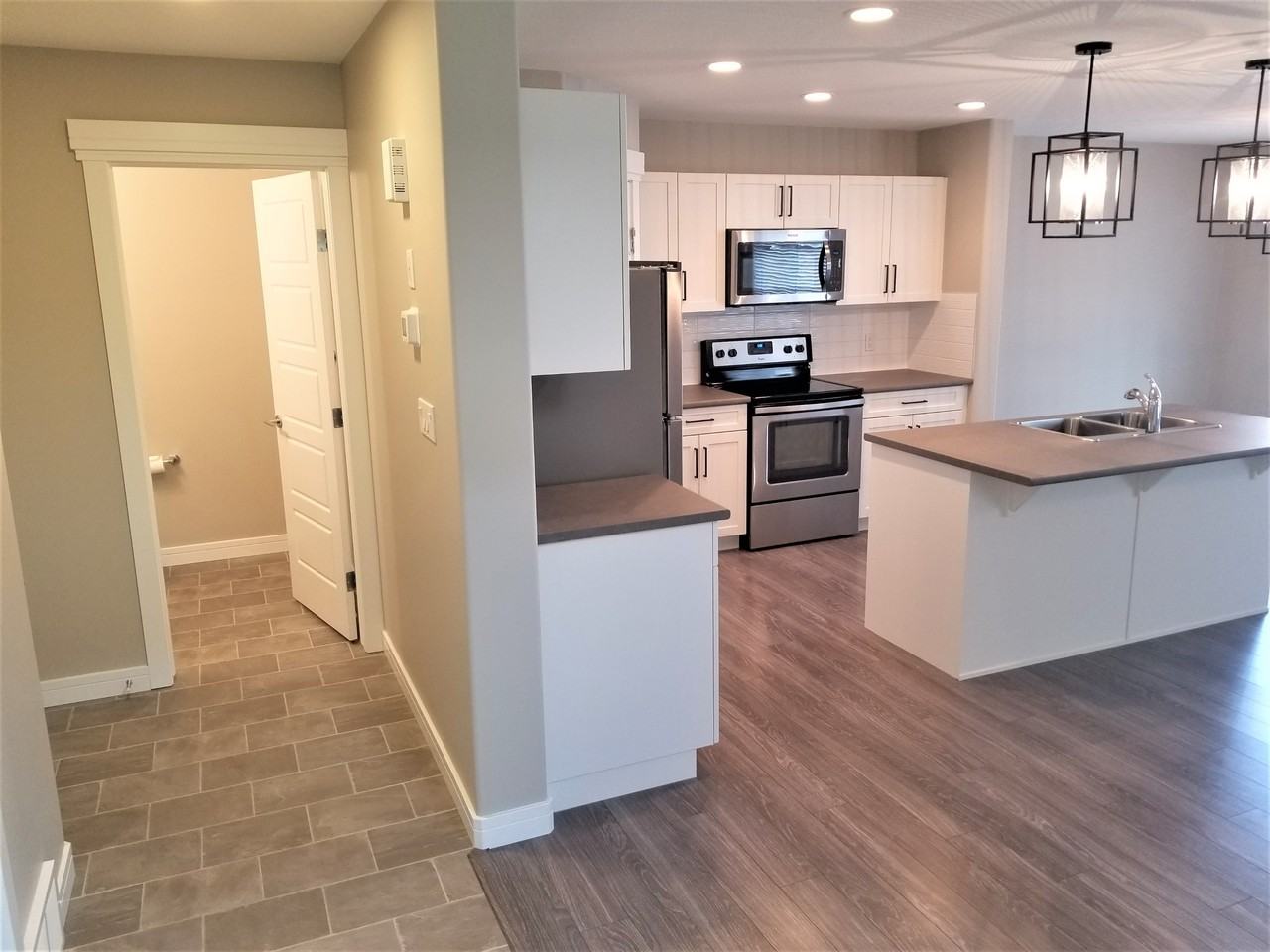 1363 Adamson Dr Sw - Photo 3 of 26