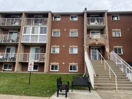 featured image of 580 Apartment Building