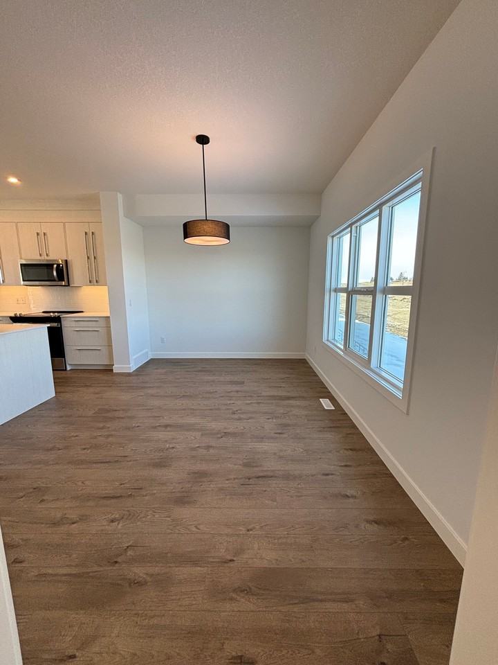 154 Merganser Drive West - Photo 5 of 15