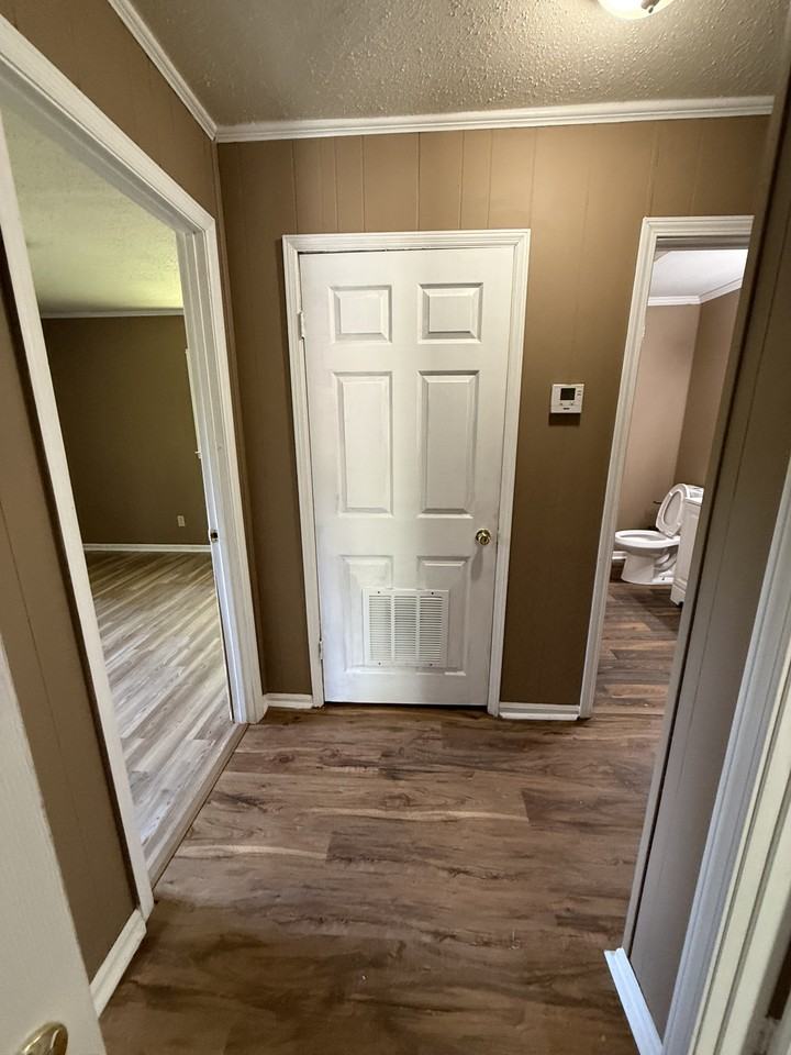 838 Lincoln Ave #NA - Photo 5 of 19