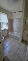4001 Derby Manor Dr #1E - Photo 1 of 1