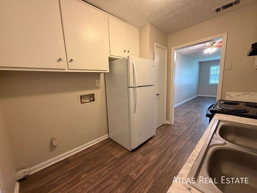280 Garnet Ridge Dr - Photo 2 of 18