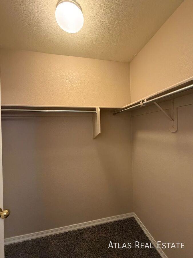 1925 S Mcconnell Dr - Photo 6 of 36