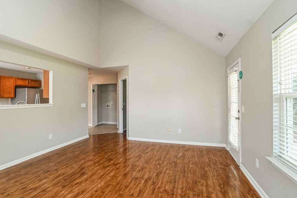 3004 Omaha Dr - Photo 5 of 20
