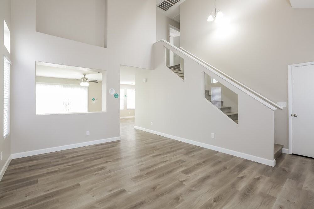 162 Mirador St - Photo 5 of 17