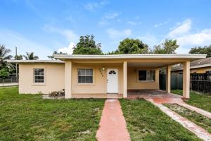 featured image of 1100 Nw 143rd St