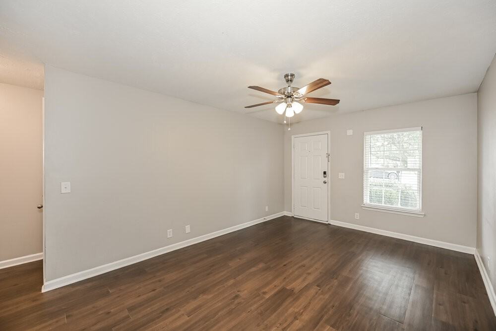 1120 Sima Shabat Ct - Photo 4 of 17