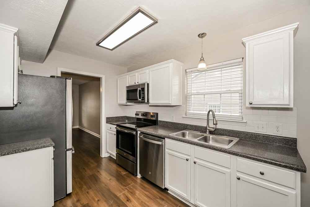 1120 Sima Shabat Ct - Photo 7 of 17