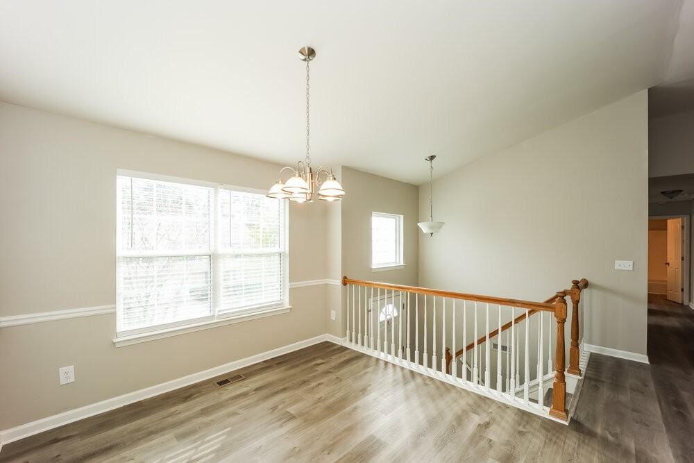575 Sycamore Dr - Photo 7 of 17