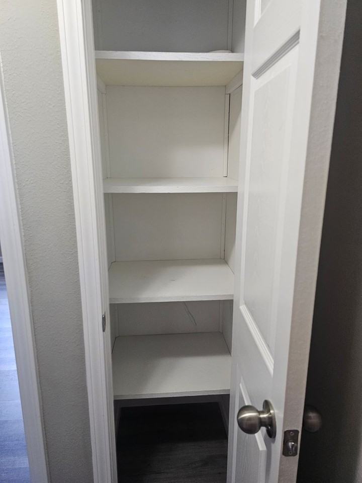 408 Troy Rd #B - Photo 2 of 39