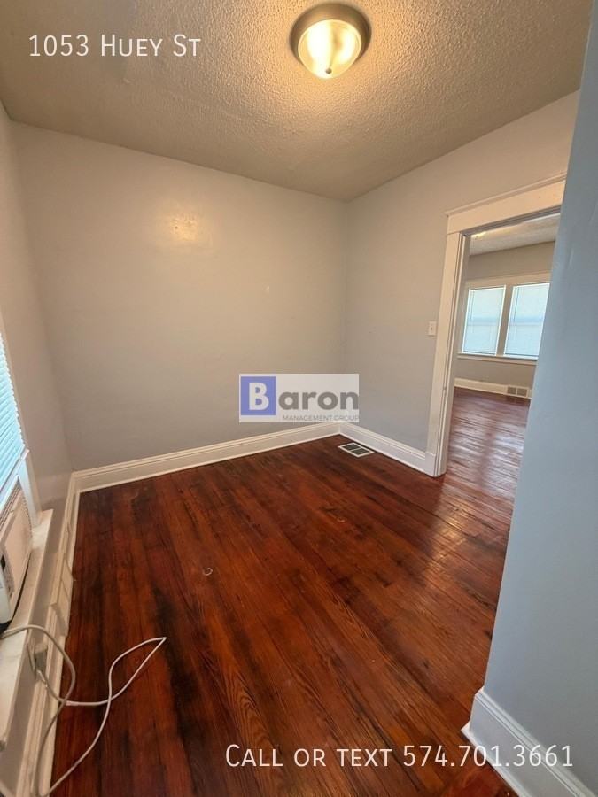 1053 Huey St - Photo 4 of 8