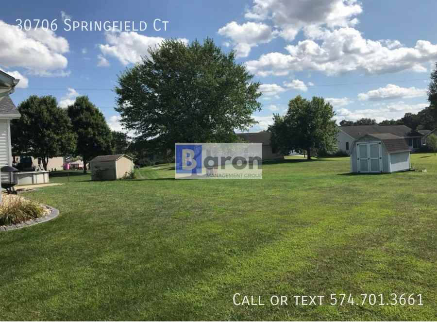 30706 Springfield Ct - Photo 3 of 14
