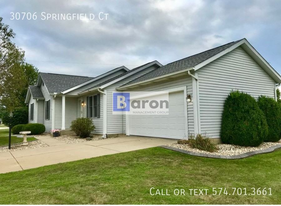 30706 Springfield Ct - Photo 4 of 14