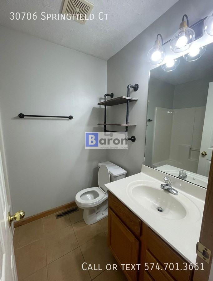 30706 Springfield Ct - Photo 7 of 14