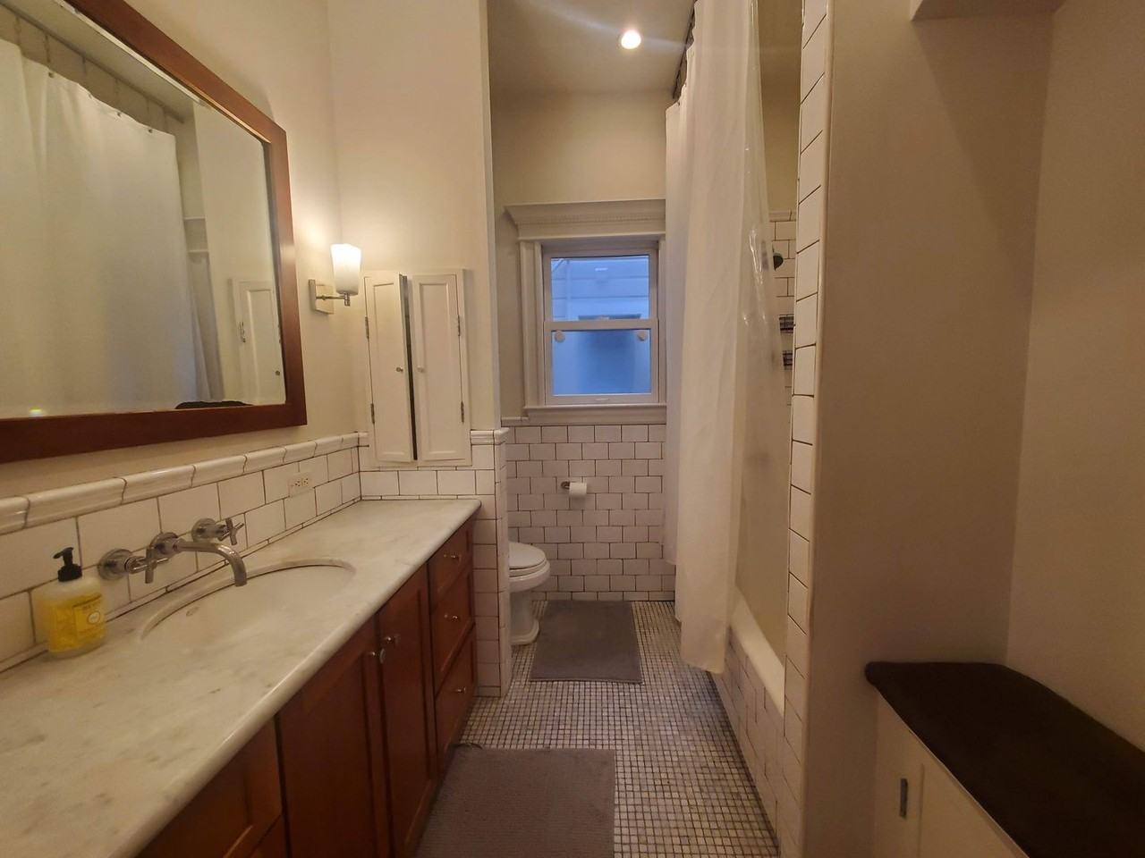 1126 Masonic Ave - Photo 6 of 24