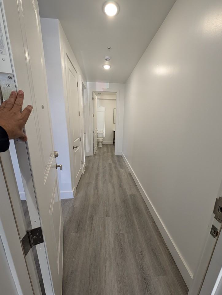 273 Oak StreetApartment # 101 #101 - Photo 7 of 9