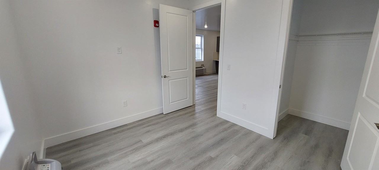 273 Oak StreetApartment # 302 #302 - Photo 7 of 10
