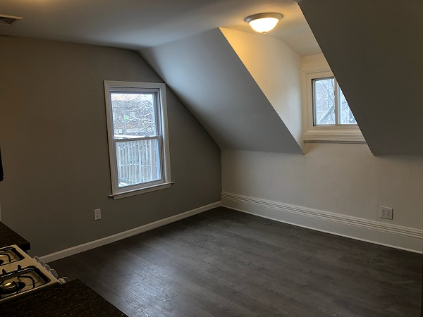 268 Lincoln St #3rdFL - Photo 4 of 8