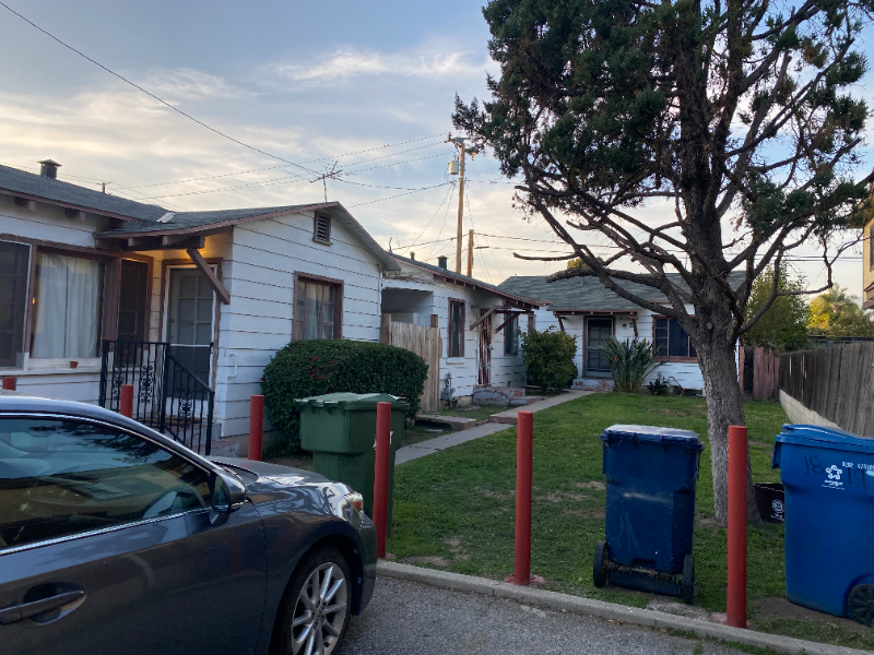 1819 Cedar St - Photo 3 of 14