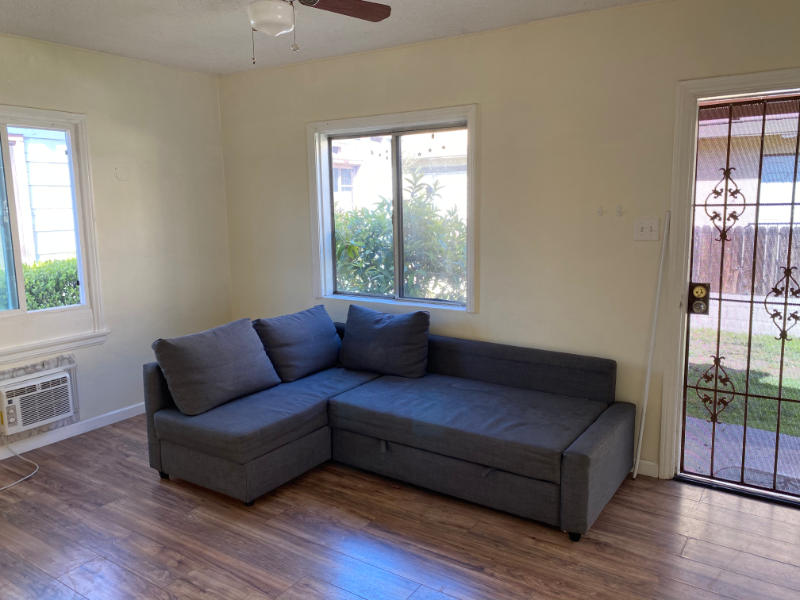 1819 Cedar St - Photo 5 of 14
